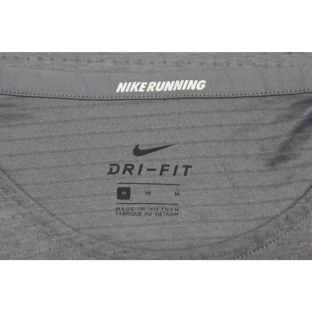 Nike Running Dri-Fit men's‎ crew neck long sleeve athletic workout shirt M